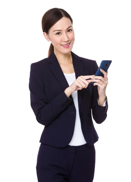 Asiática joven mujer de negocios en traje de negocios — Foto de Stock