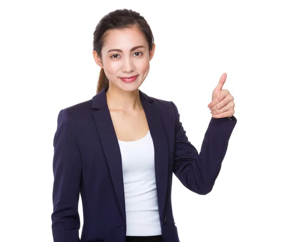 Young asian businesswoman in business suit — Stock Photo, Image