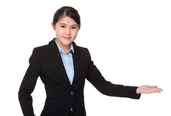 Junge asiatische Geschäftsfrau in Business-Anzug — Stockfoto