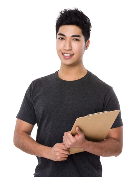 Asiático jovem homem em marrom t-shirt — Fotografia de Stock