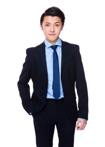 Junge asiatische Geschäftsmann in Business-Anzug — Stockfoto