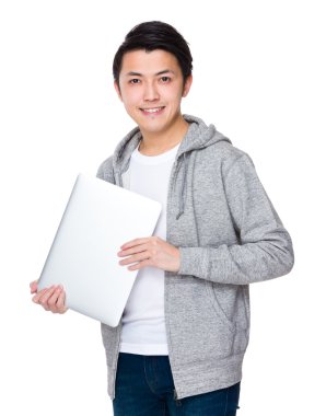 Asya genç adam gri hoodie