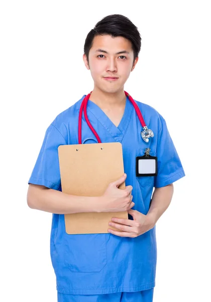 Asiatique mâle médecin en uniforme bleu — Photo