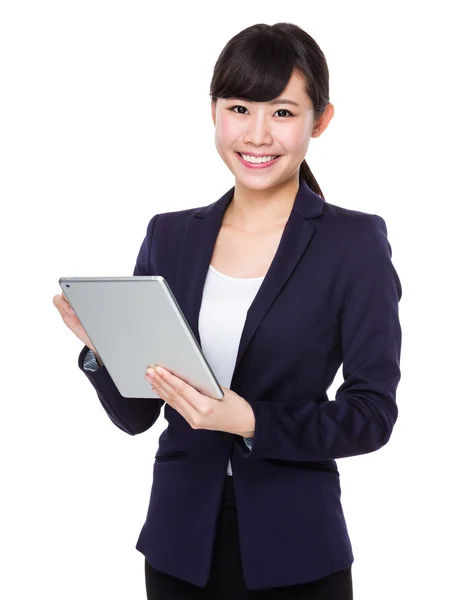 Young asian businesswoman in business suit — Stock Photo, Image