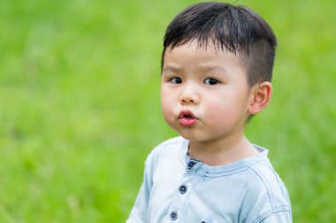 şirin Asyalı küçük çocuk