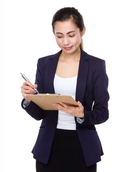 Young asian businesswoman in business suit — Stock Photo, Image