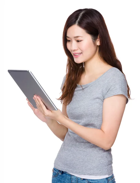 Asian young woman in grey t-shirt — Stock Photo, Image