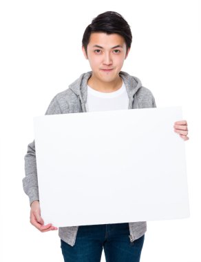 gri kapşonlu Asya yakışıklı adam