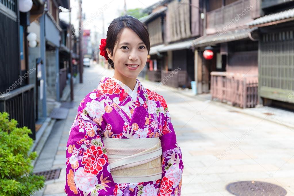 Asian woman in traditional japanese dress