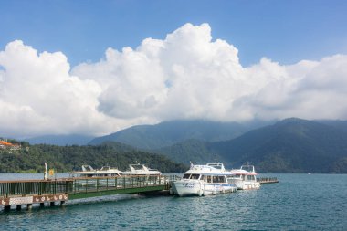 Tayvan 25 Ekim 2025: Tayvan Güneş Ay Gölü rıhtım manzarası