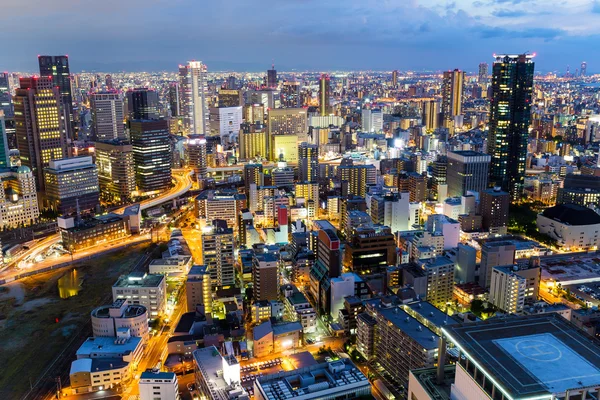 Skyline de la ciudad de Osaka por la noche — Foto de Stock