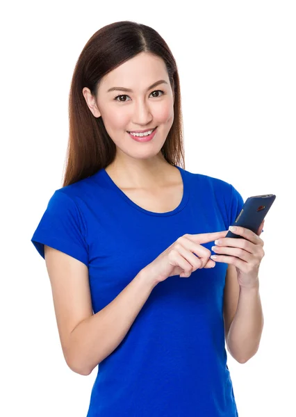 Asiático jovem mulher em azul t-shirt — Fotografia de Stock