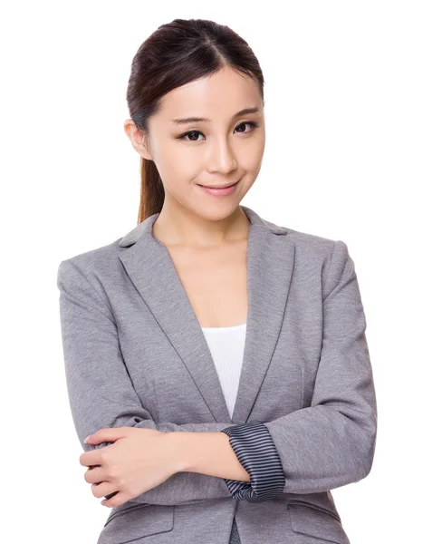 Joven mujer de negocios asiática en traje de negocios — Foto de Stock