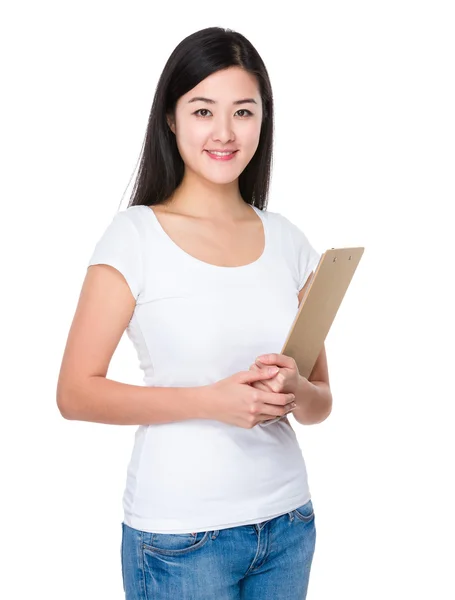 Azjatycki młodej kobiety w biały t-shirt — Zdjęcie stockowe