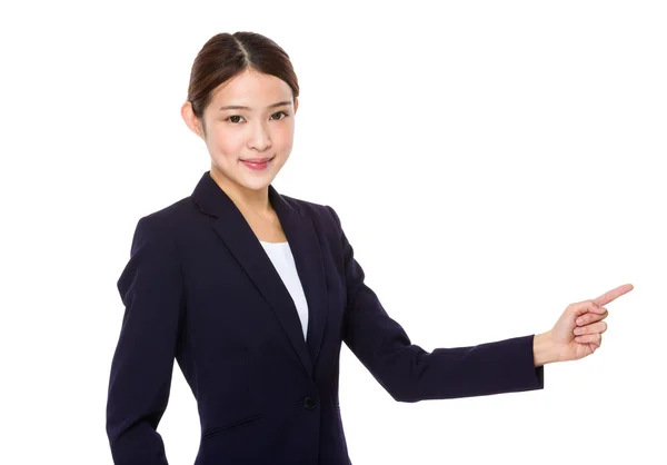 Young asian businesswoman in business suit — Stock Photo, Image