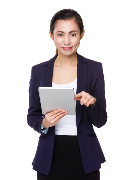 Young asian businesswoman in business suit — Stock Photo, Image