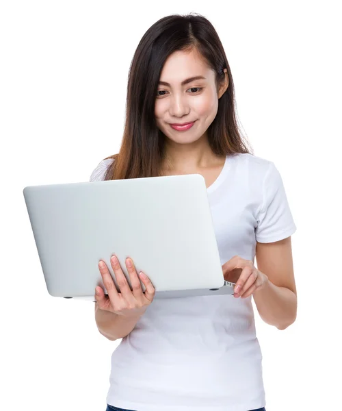 Asian young woman in white t-shirt — Stock Photo, Image