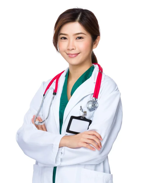 Asiatico donna medico in bianco cappotto — Foto Stock