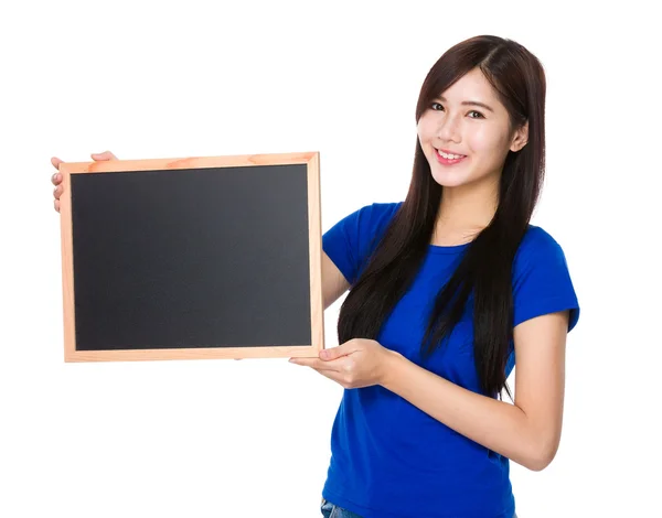 Asiática joven mujer en azul camiseta — Foto de Stock