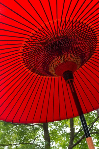 Traditional Japanese red umbrella — Stock Photo, Image