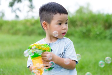 şirin Asyalı küçük çocuk