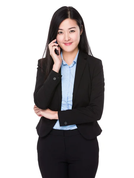 Jeune femme d'affaires asiatique en costume d'affaires — Photo