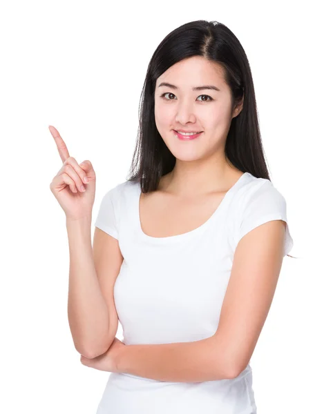 Asiático jovem mulher em branco t-shirt — Fotografia de Stock