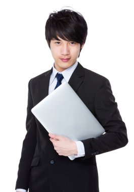 İş takım elbiseli genç Asyalı işadamı