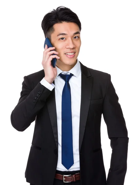 Jeune homme d'affaires asiatique en tenue d'affaires — Photo