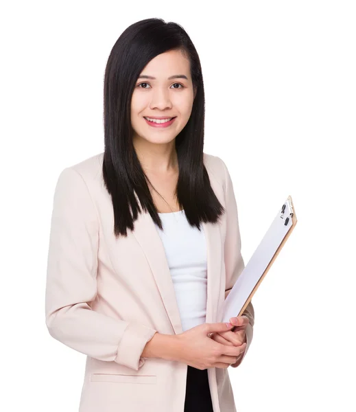 Junge asiatische Geschäftsfrau in Business-Anzug — Stockfoto