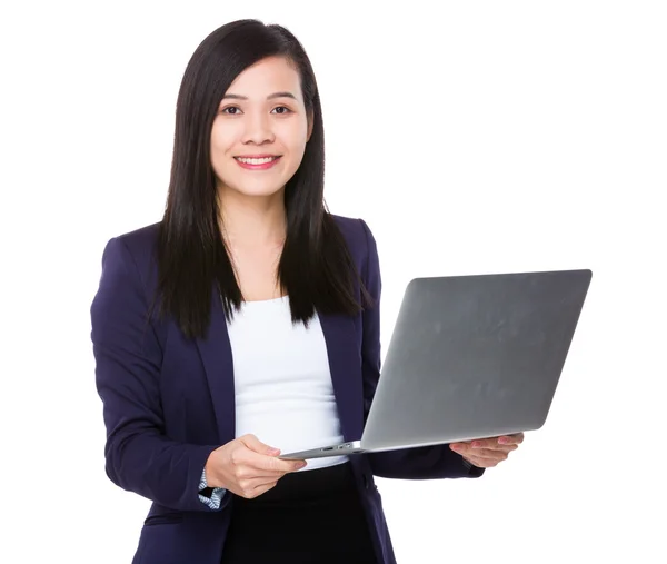 Young asian businesswoman in business suit — Stock Photo, Image