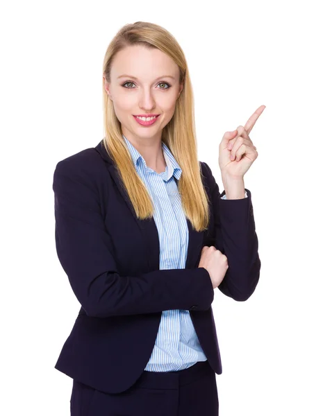 Joven mujer de negocios caucásica en traje de negocios — Foto de Stock