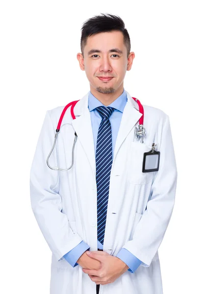 Asiatique mâle docteur en blanc manteau — Photo