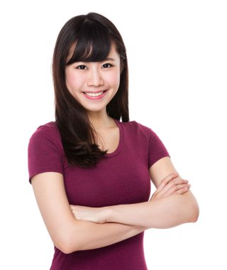 kırmızı t-shirt Asyalı genç kadın