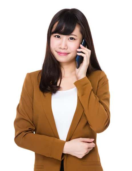 Junge asiatische Geschäftsfrau in Business-Anzug — Stockfoto