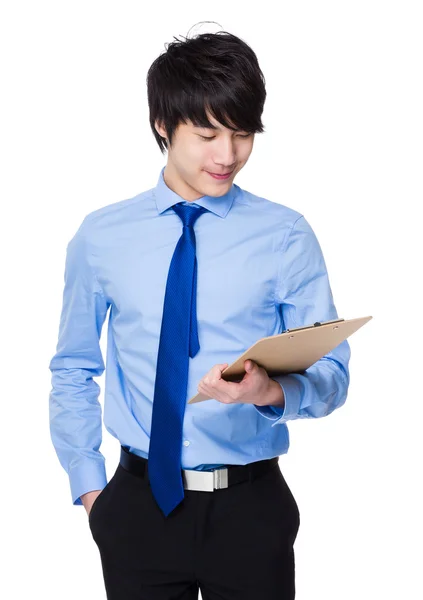 Unga asiatiska affärsman i blå skjorta — Stockfoto