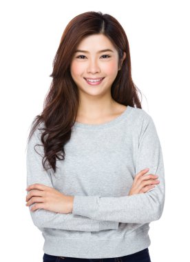 gri süveterli Asyalı genç kadın