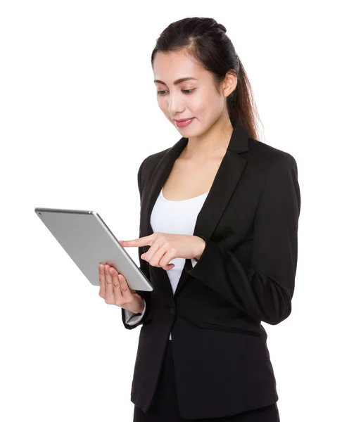 Young asian businesswoman in business suit — Stock Photo, Image