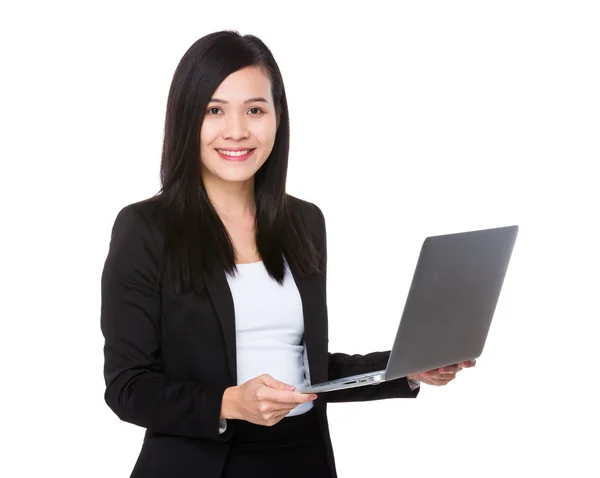 Young asian businesswoman in business suit — Stock Photo, Image