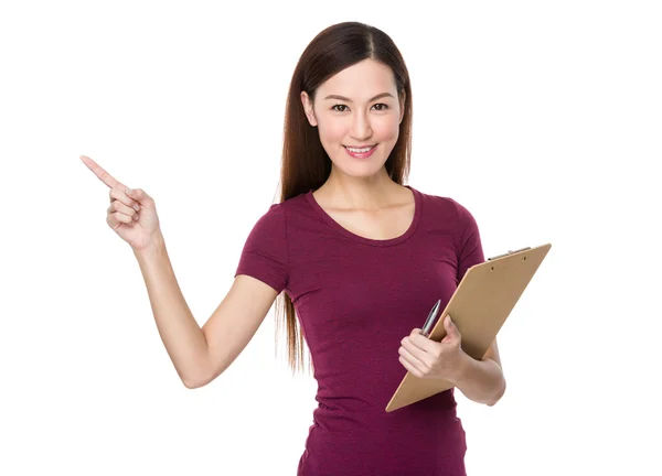 Asiática joven mujer en rojo camiseta —  Fotos de Stock