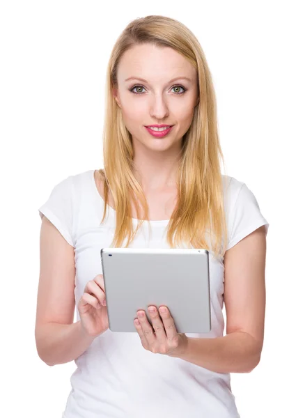 Caucasian young woman in white t-shirt — Stock Photo, Image