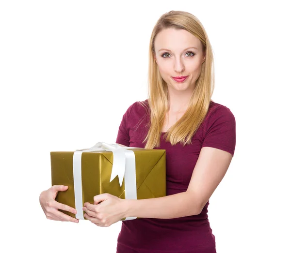 Branco jovem mulher no vermelho t-shirt — Fotografia de Stock