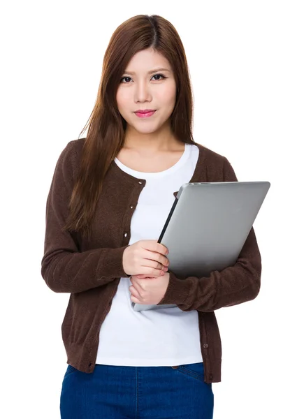 Asijské mladá žena v hnědý svetr — Stock fotografie