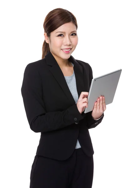 Young asian businesswoman in business suit — Stock Photo, Image