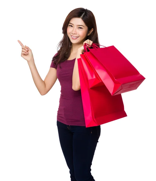 Asiatiska ung kvinna i röd t-shirt — Stockfoto