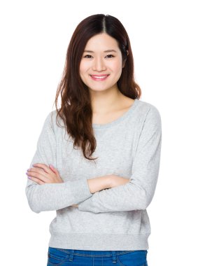 gri süveterli Asyalı genç kadın