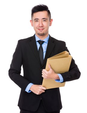 İş takım elbiseli genç Asyalı işadamı