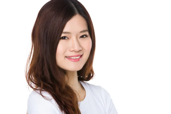 Ασιατικές νεαρή γυναίκα στο λευκό t-shirt — Φωτογραφία Αρχείου