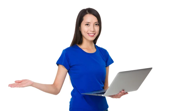 Asian young woman in blue t-shirt — Stock Photo, Image