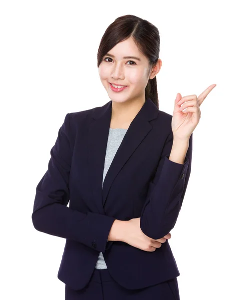 Junge asiatische Geschäftsfrau in Business-Anzug — Stockfoto